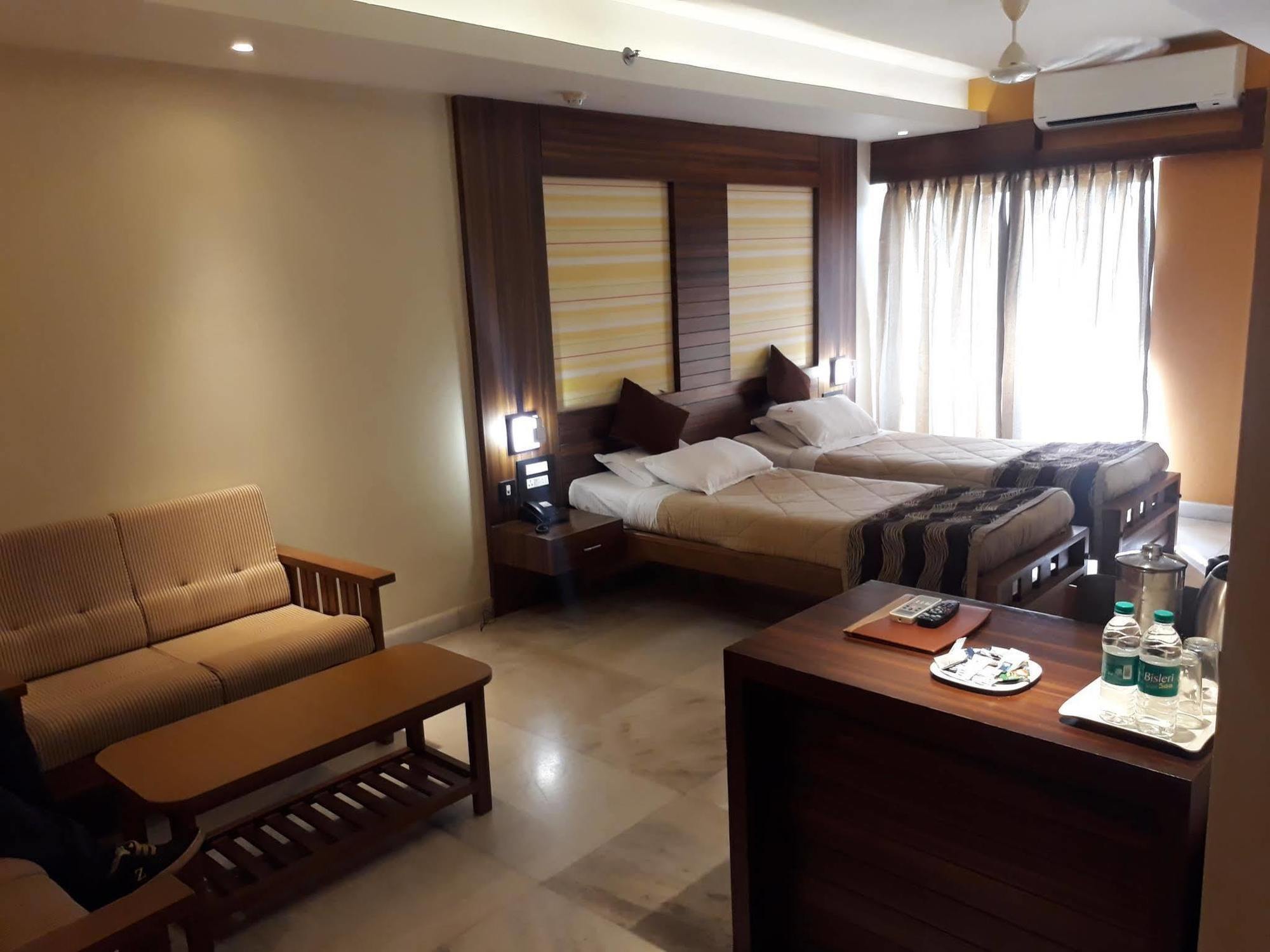 Hotel Madhuvan Serai Manipal Εξωτερικό φωτογραφία