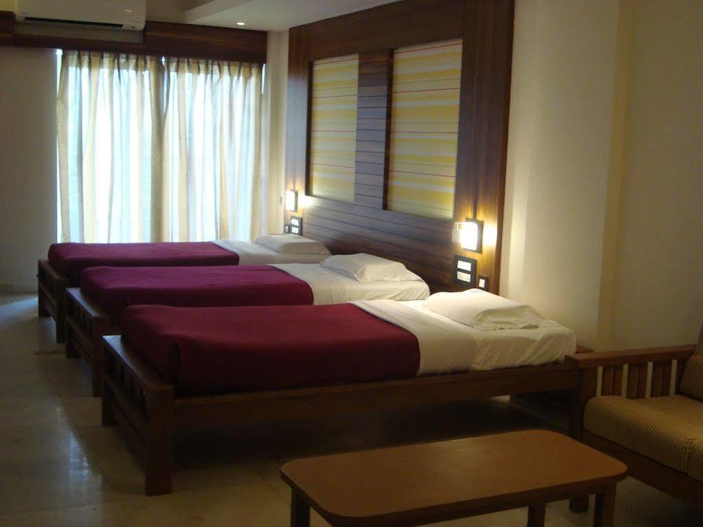 Hotel Madhuvan Serai Manipal Εξωτερικό φωτογραφία